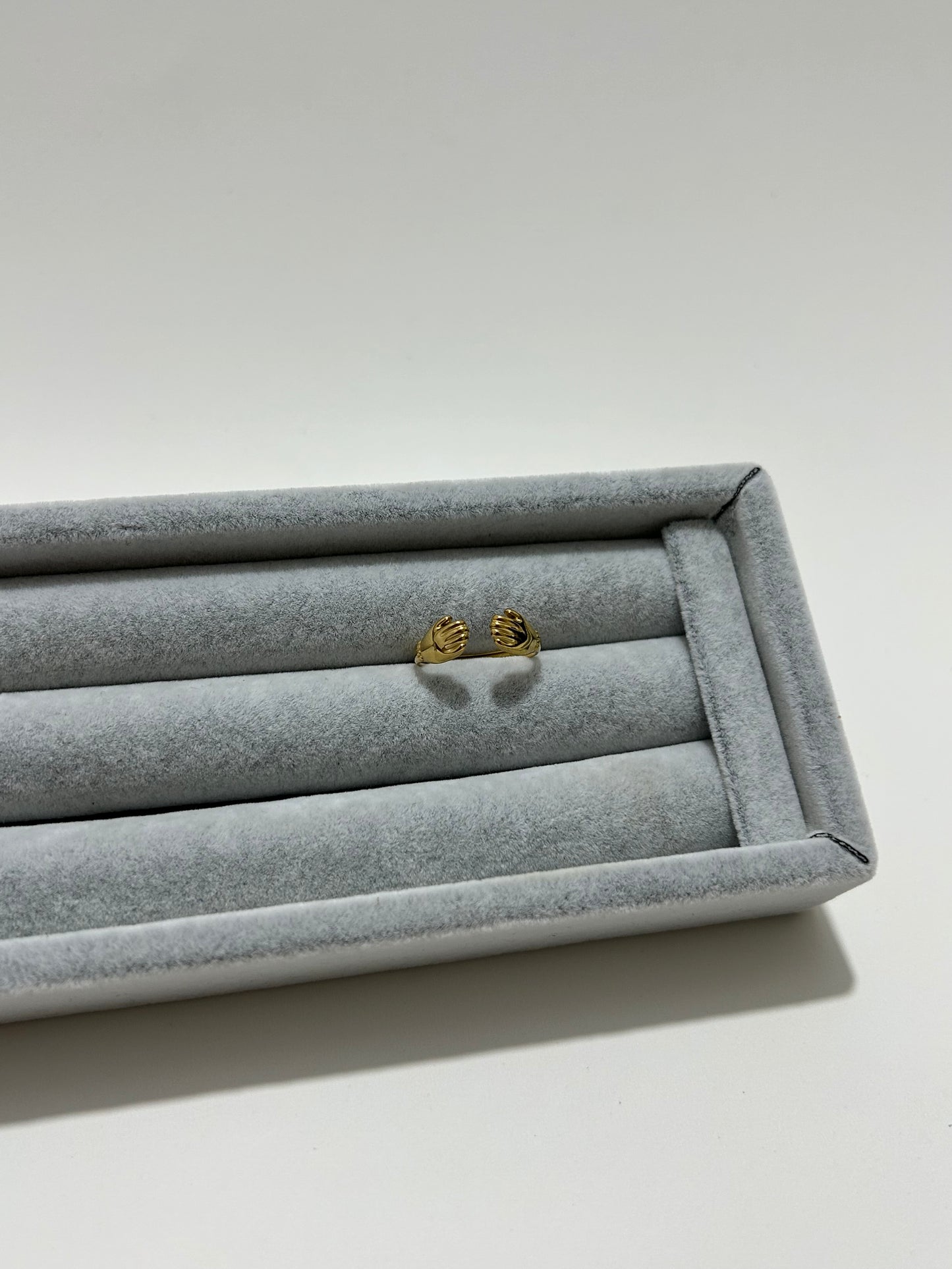 Carter Accessories Altın Renk El Figürlü Ayarlanabilir Yüzük