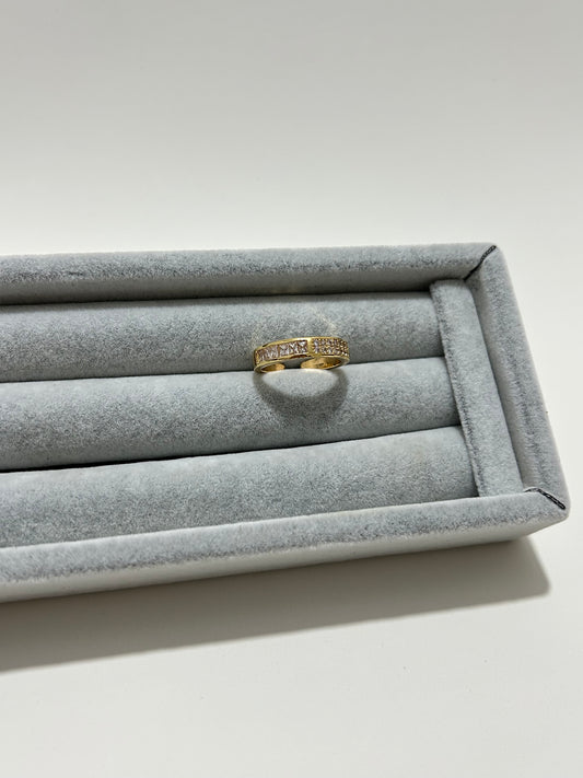 Carter Accessories Altın Renk Kare Taşlı Işıltılı Yüzük